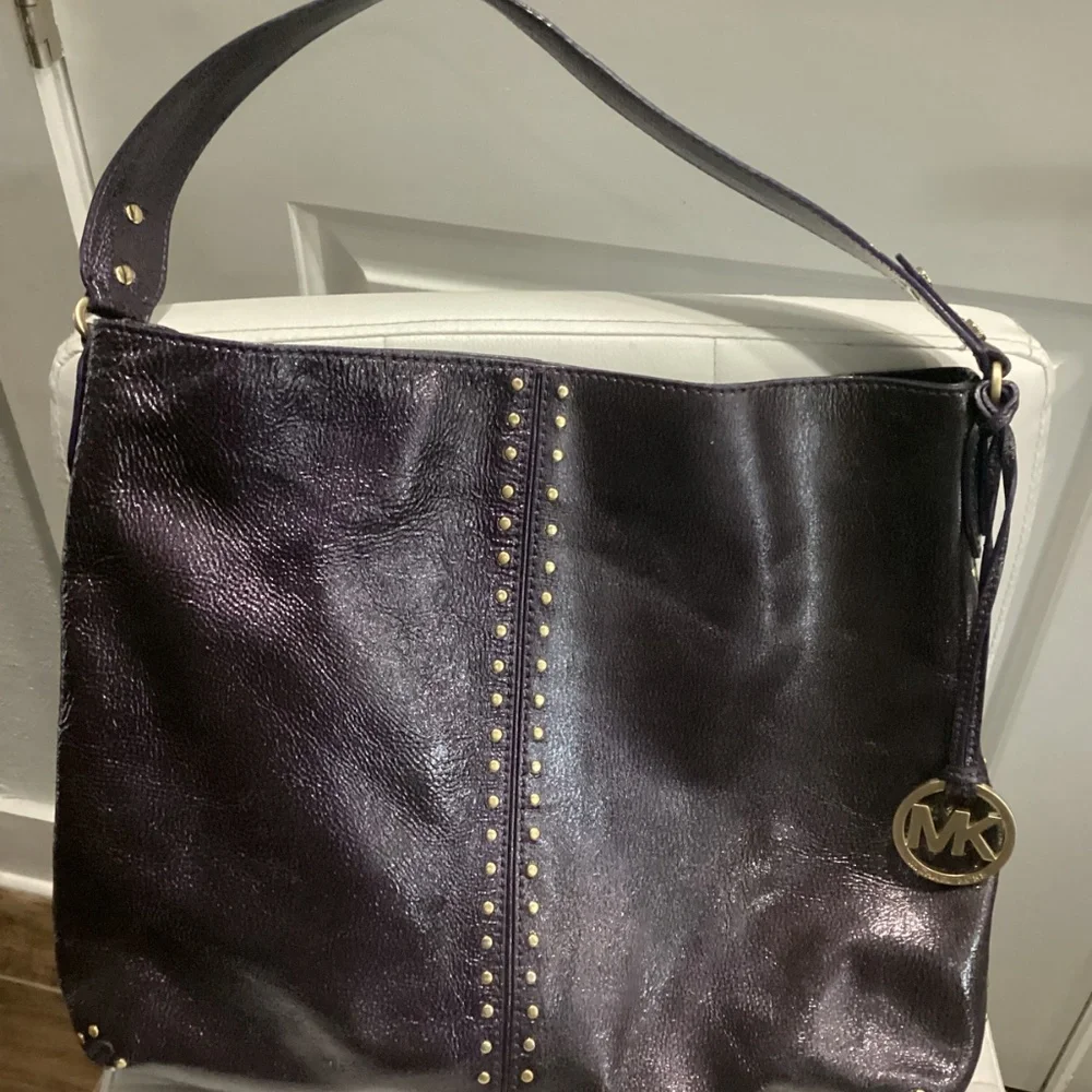 Michael Kors Purple and Gold Studded Shoulder Bag. Used not new - Picture 8 of 9